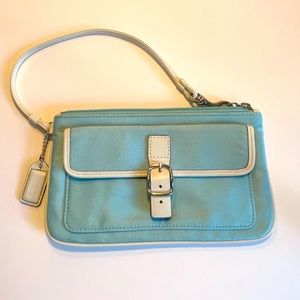 Vintage Coach Hamptons blue clutch purse